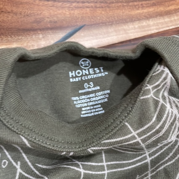 Honest Baby Clothing Jungle Shorts Onesie size 0-3 Months - Picture 3 of 3